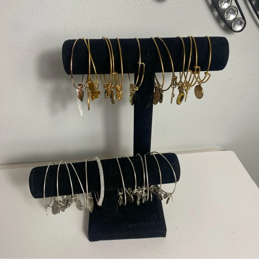 Sold - Picture 2 of 13